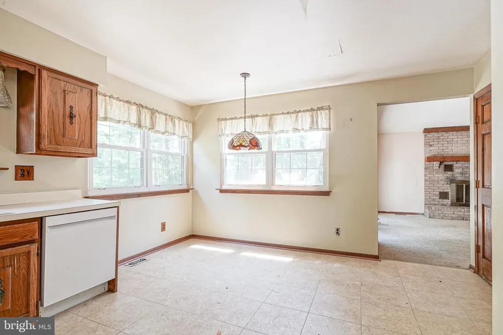 14 FLETCHER BOULEVARD Sicklerville, NJ 08081