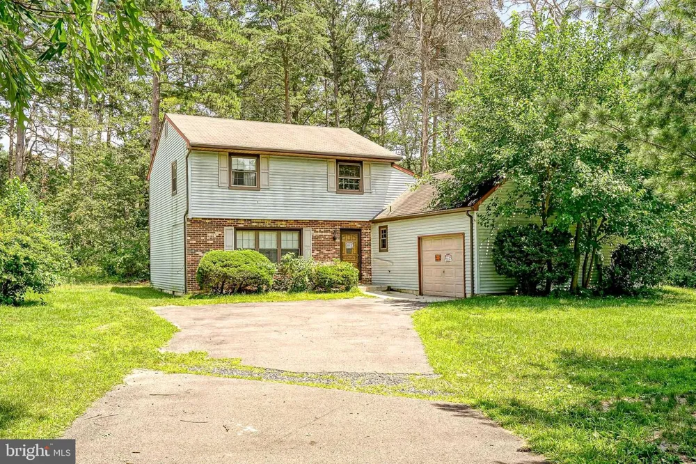 14 FLETCHER BOULEVARD Sicklerville, NJ 08081