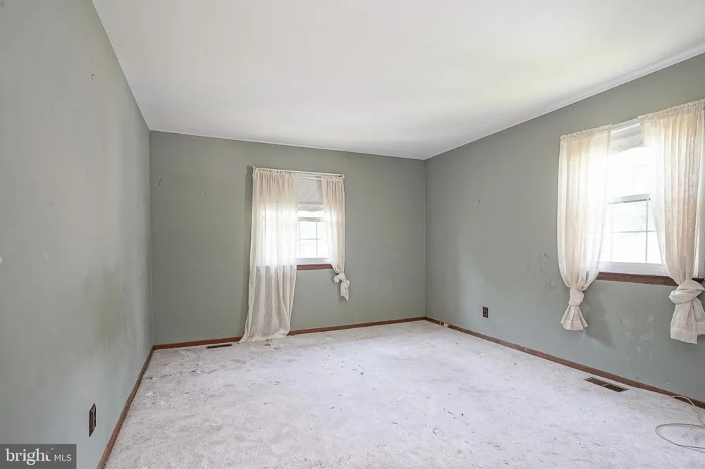 14 FLETCHER BOULEVARD Sicklerville, NJ 08081