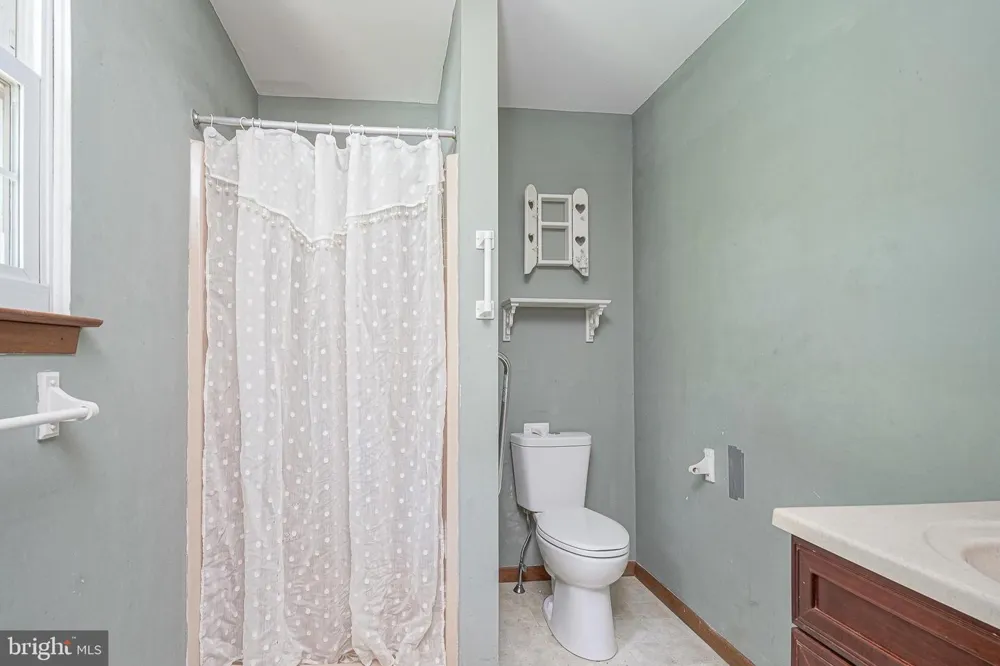 14 FLETCHER BOULEVARD Sicklerville, NJ 08081