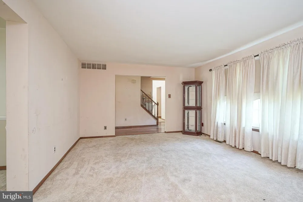 14 FLETCHER BOULEVARD Sicklerville, NJ 08081