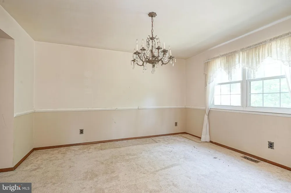 14 FLETCHER BOULEVARD Sicklerville, NJ 08081