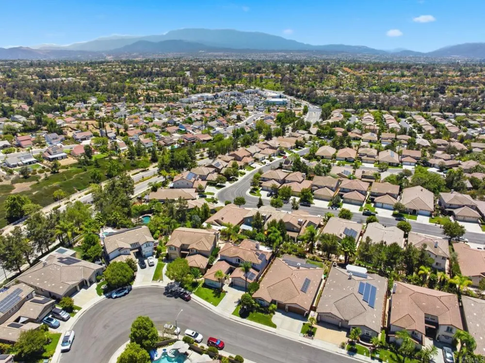 41645 Cypress Point Way Temecula, CA 92591