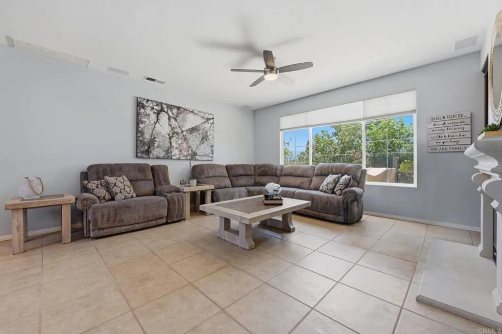 41645 Cypress Point Way Temecula, CA 92591