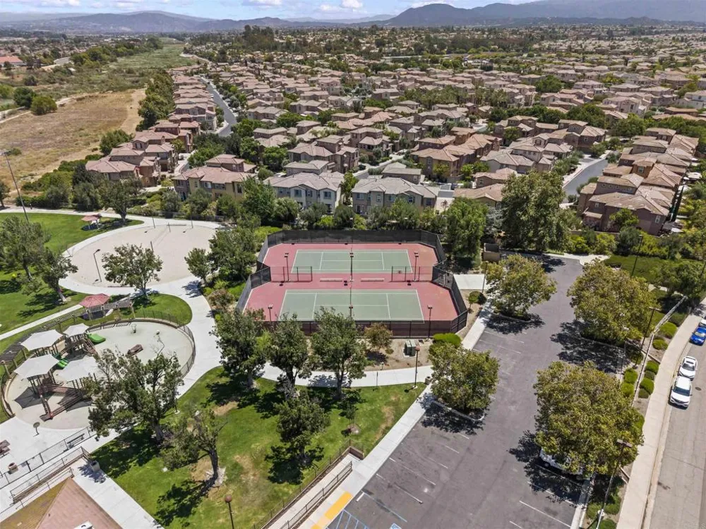 45477 Calle Cirros Temecula, CA 92592