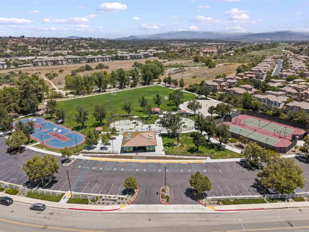 45477 Calle Cirros Temecula, CA 92592