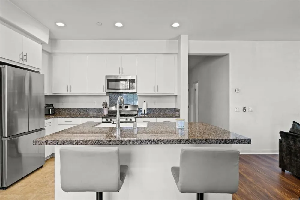 45477 Calle Cirros Temecula, CA 92592