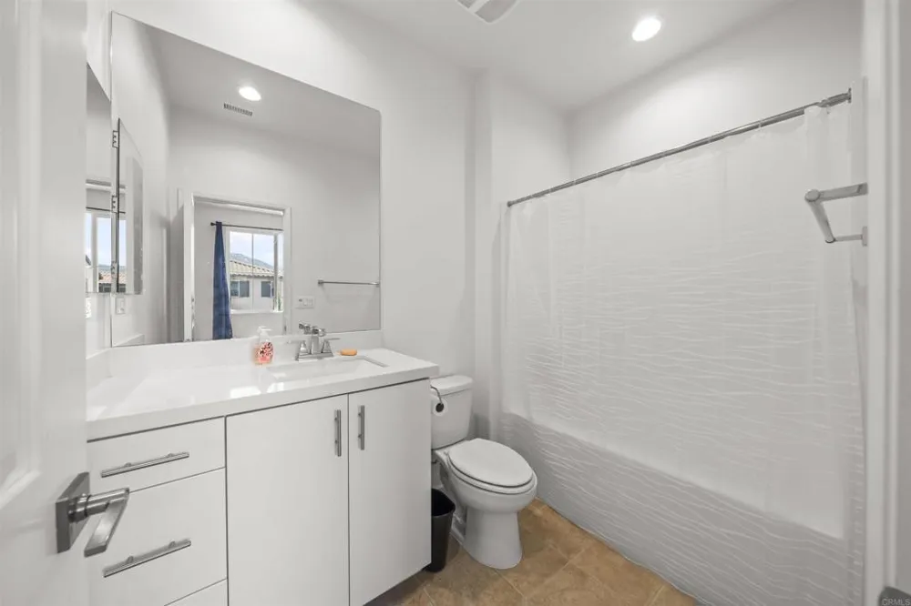 45477 Calle Cirros Temecula, CA 92592