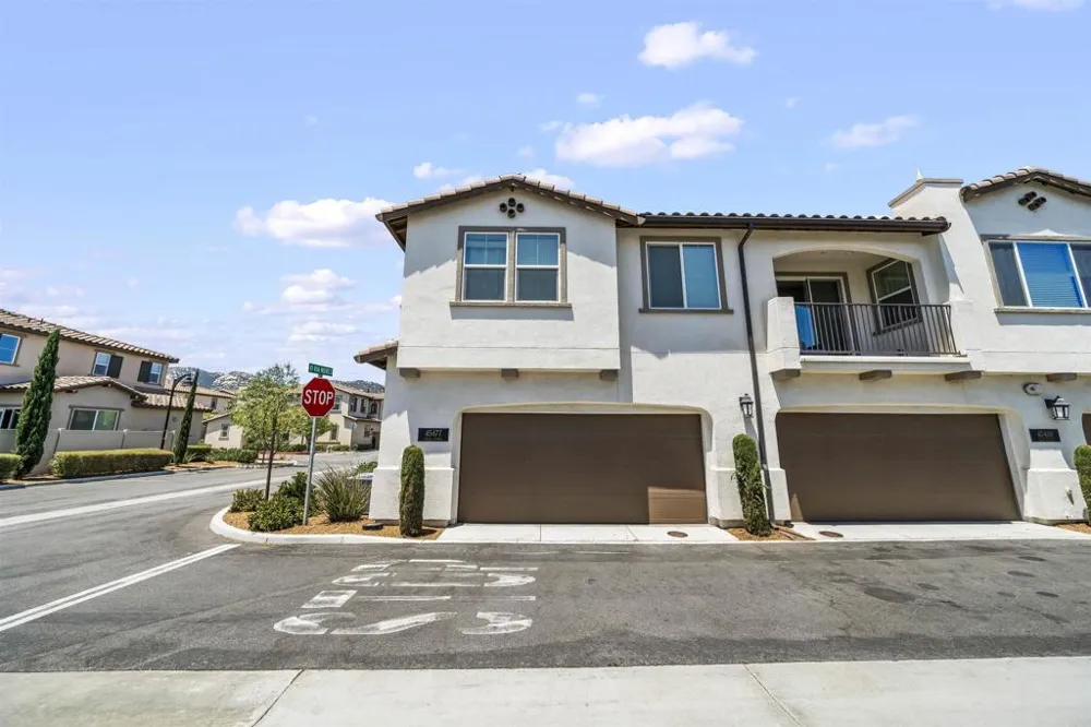 45477 Calle Cirros Temecula, CA 92592