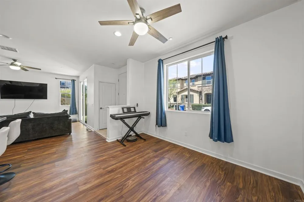 45477 Calle Cirros Temecula, CA 92592