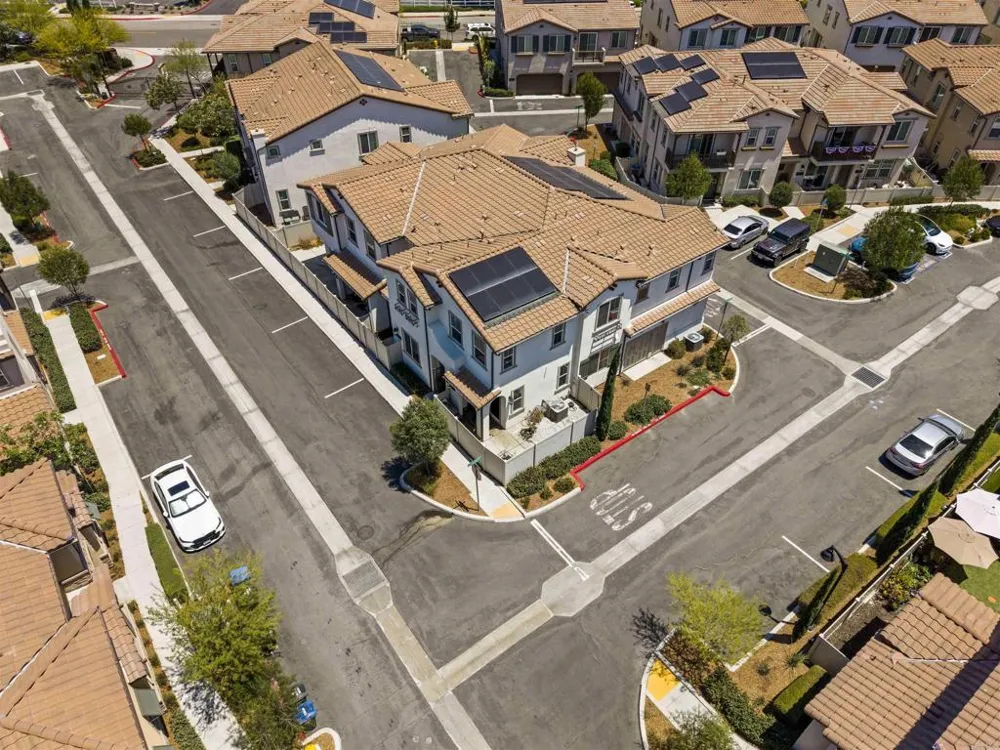 45477 Calle Cirros Temecula, CA 92592