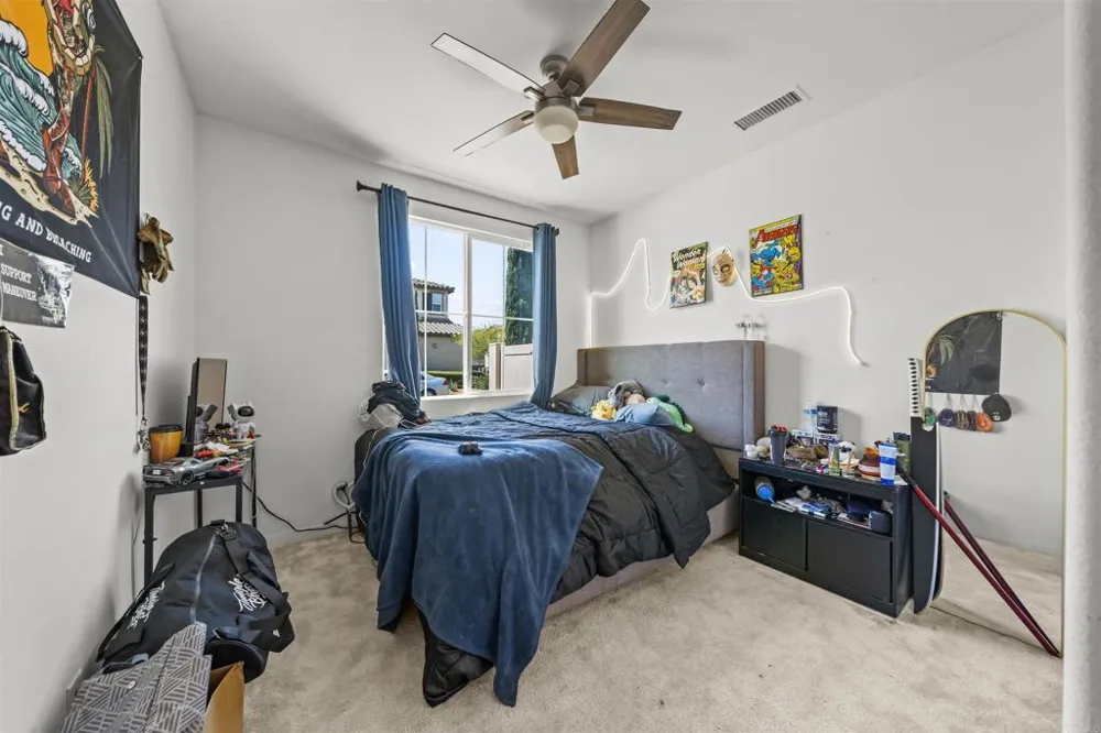 45477 Calle Cirros Temecula, CA 92592