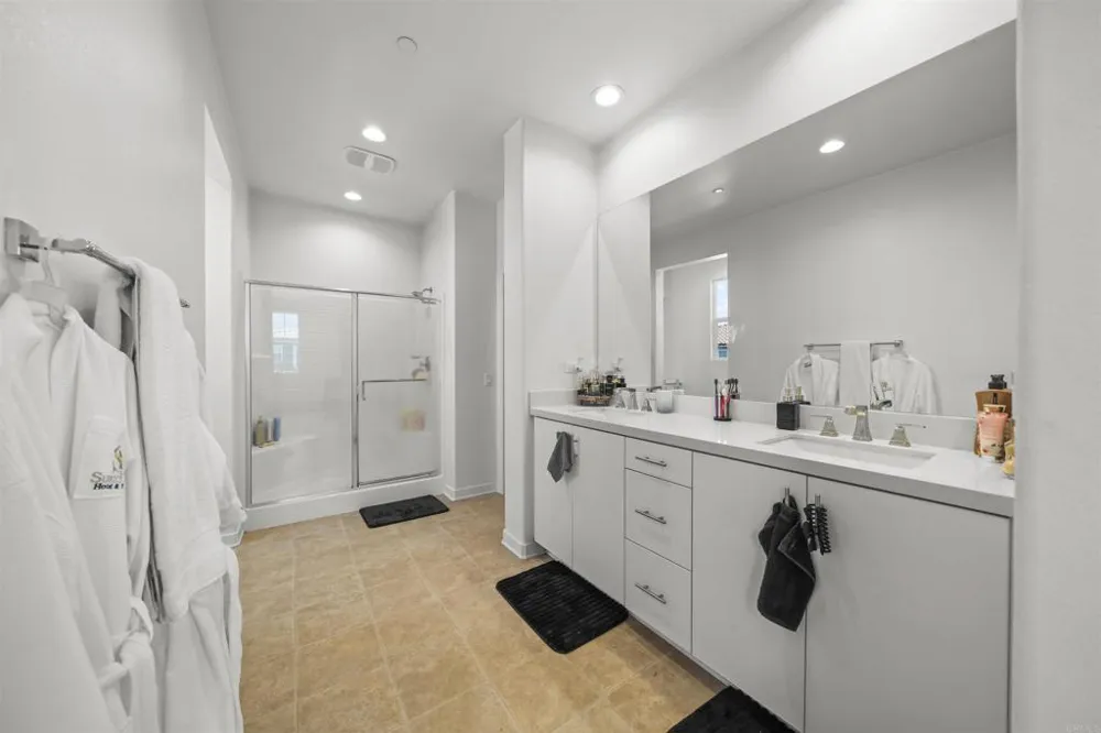 45477 Calle Cirros Temecula, CA 92592