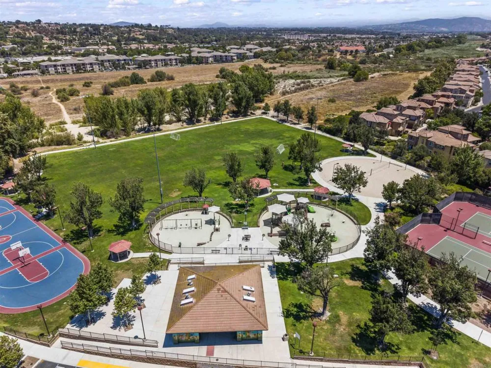45477 Calle Cirros Temecula, CA 92592