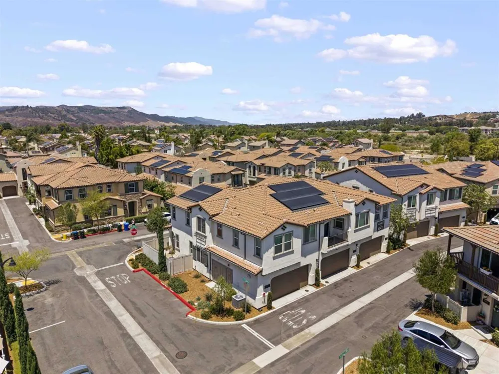 45477 Calle Cirros Temecula, CA 92592