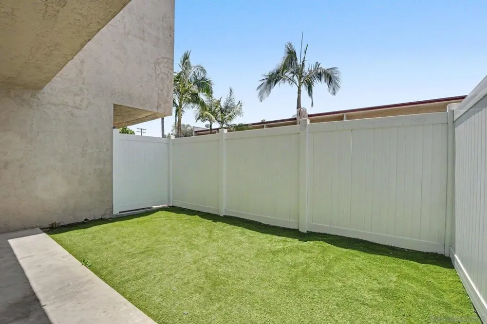 930 Peach Avenue #11 El Cajon, CA 92021