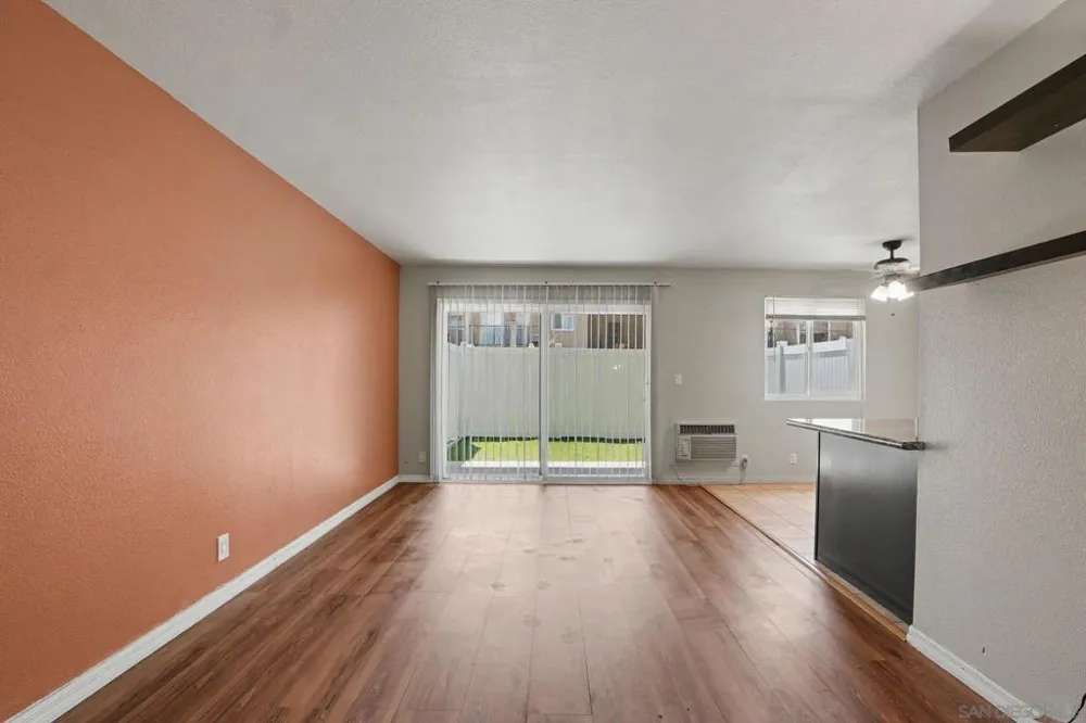 930 Peach Avenue #11 El Cajon, CA 92021