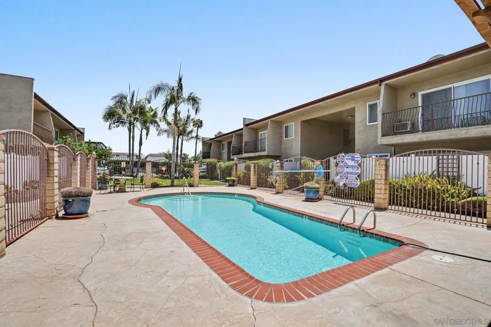 930 Peach Avenue #11 El Cajon, CA 92021