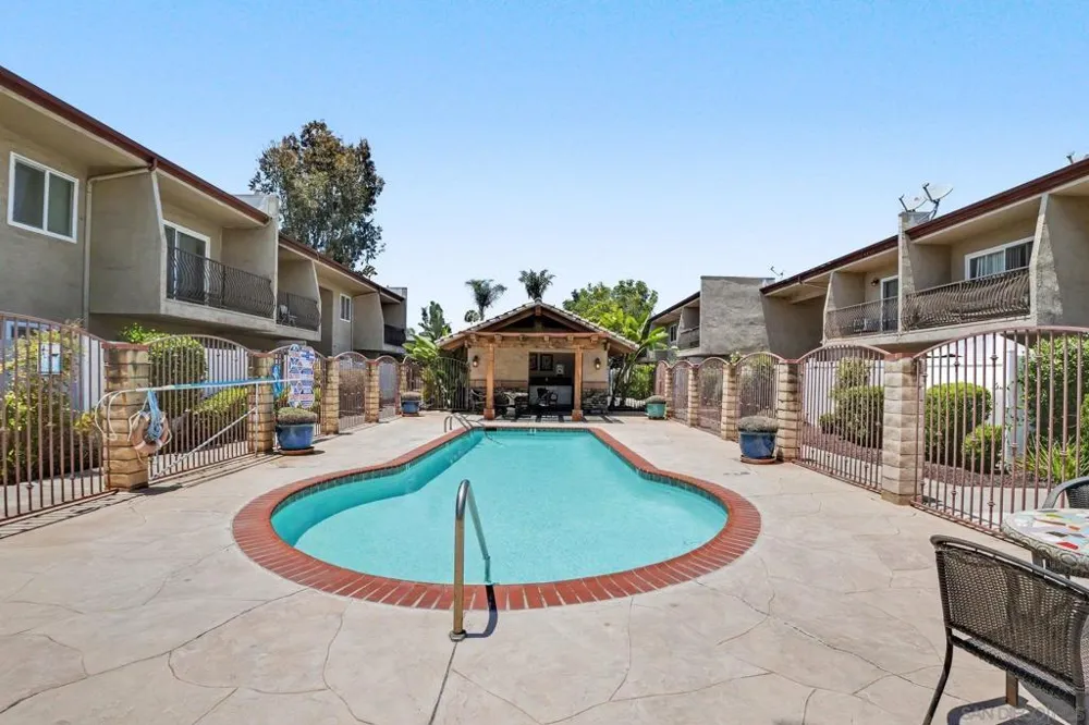 930 Peach Avenue #11 El Cajon, CA 92021