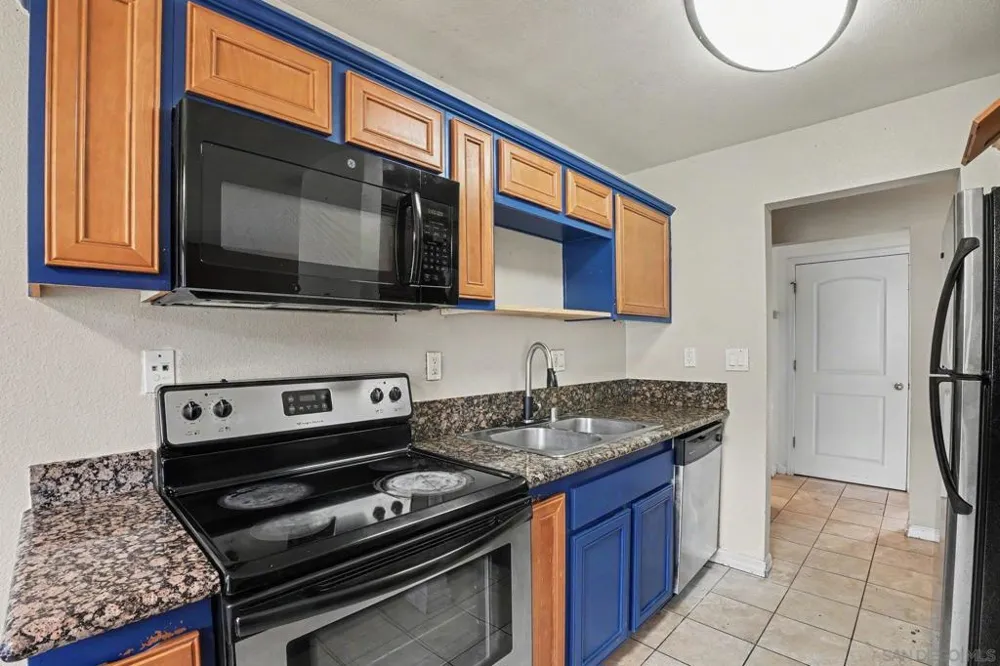 930 Peach Avenue #11 El Cajon, CA 92021