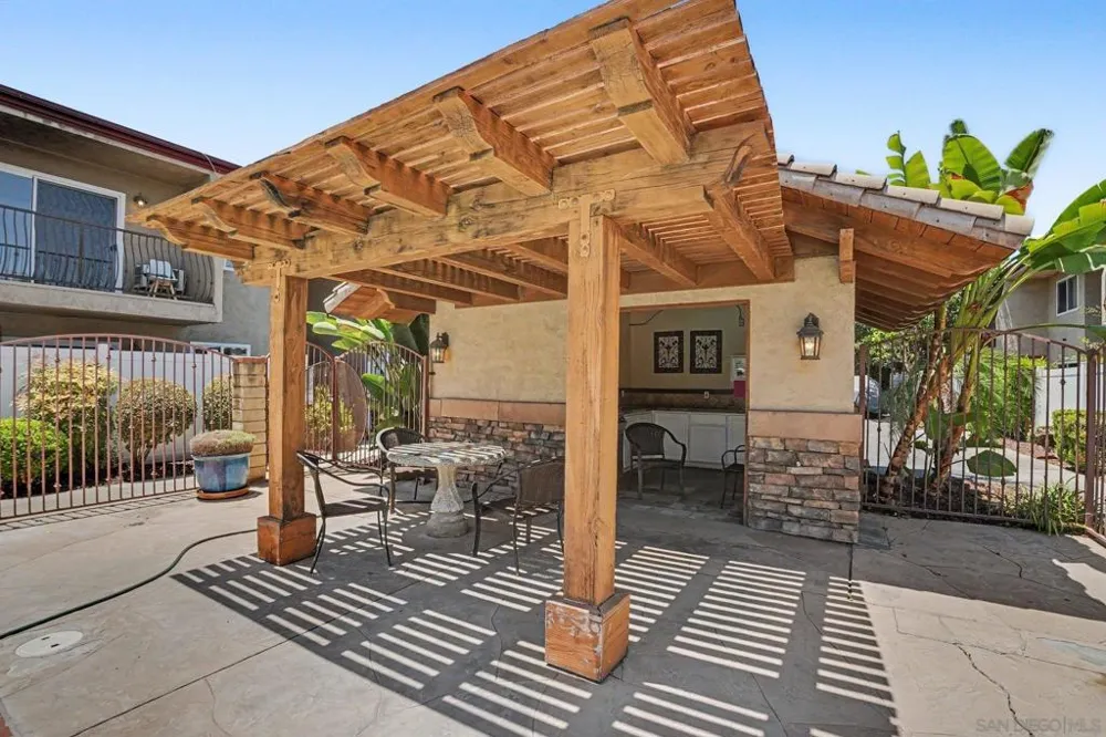 930 Peach Avenue #11 El Cajon, CA 92021