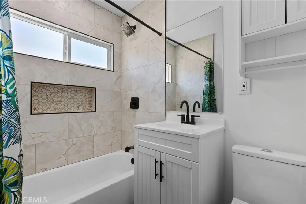 13832 Filmore Street Pacoima, CA 91331