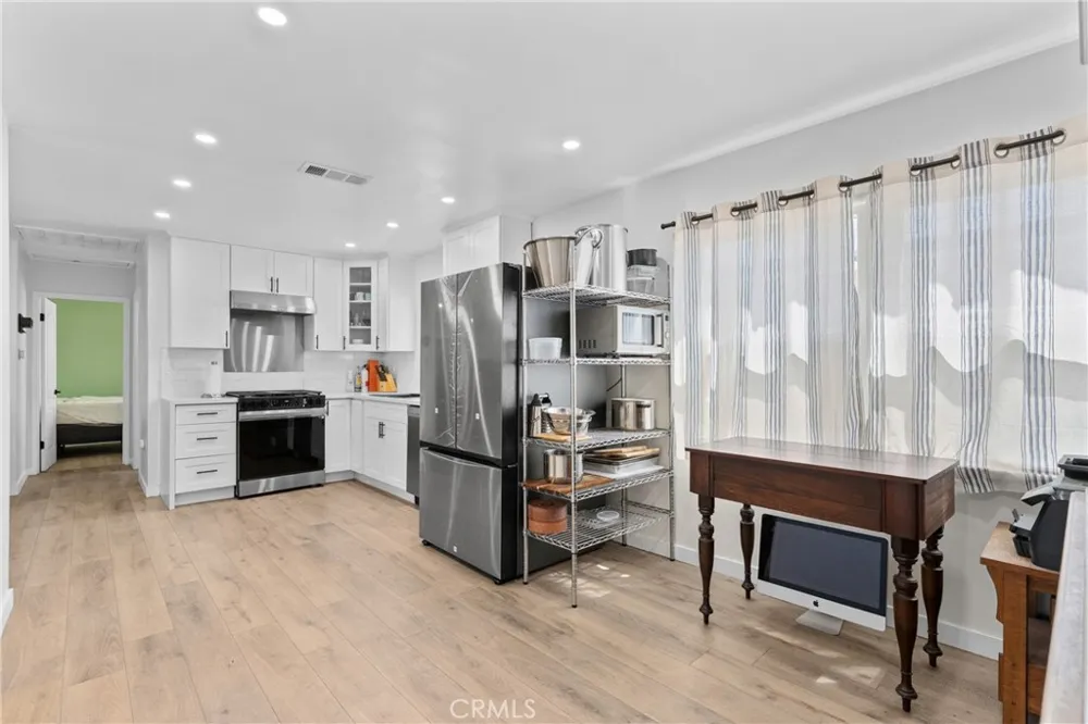 13832 Filmore Street Pacoima, CA 91331