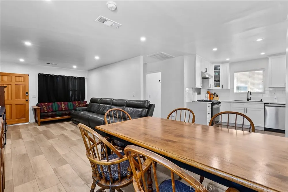 13832 Filmore Street Pacoima, CA 91331