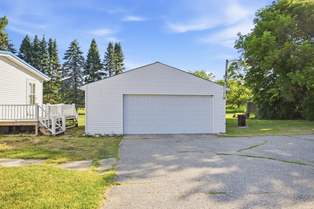 260 W Hayes Street Mecosta, MI 49332
