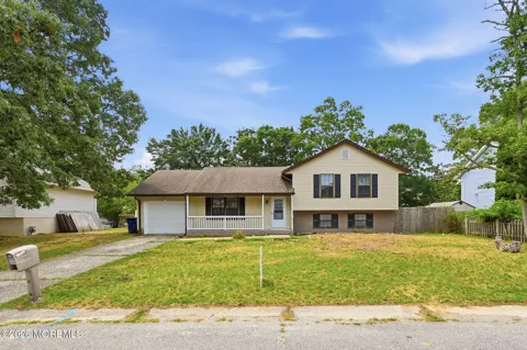 95 Hollybrook Drive