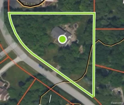 1815 Twin Lakes Boulevard Oxford Charter Township, MI 48371