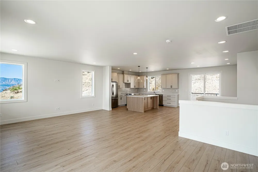 926 Long Drive Chelan, WA 98816