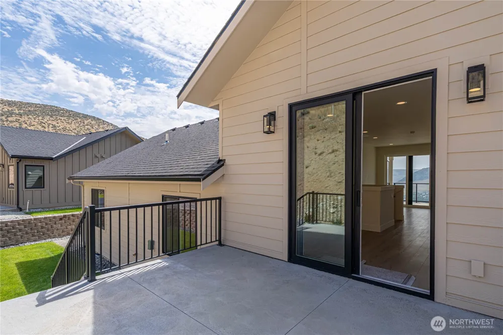 926 Long Drive Chelan, WA 98816