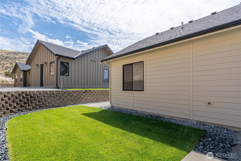 926 Long Drive Chelan, WA 98816