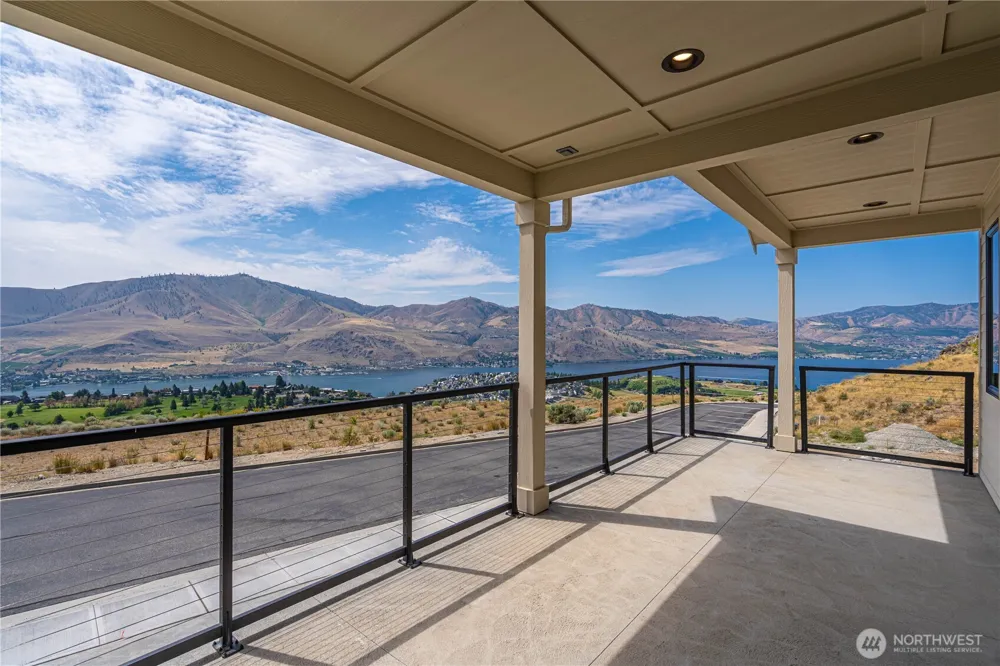 926 Long Drive Chelan, WA 98816