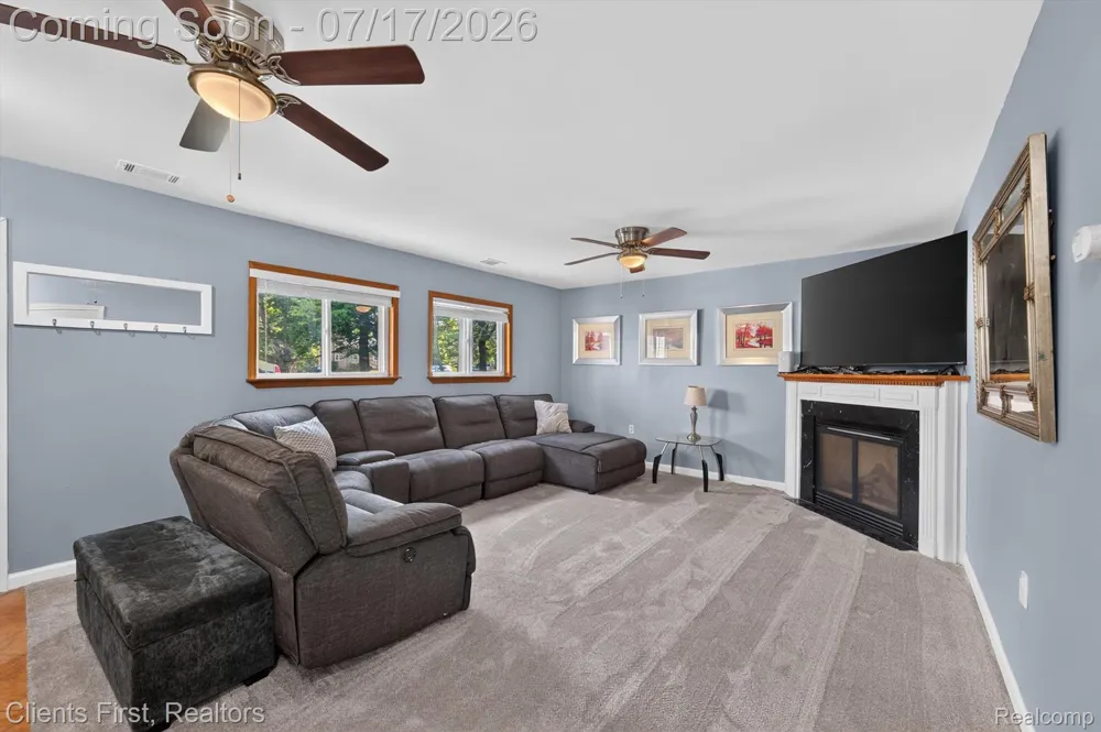 36852 Chase Street Romulus City, MI 48174