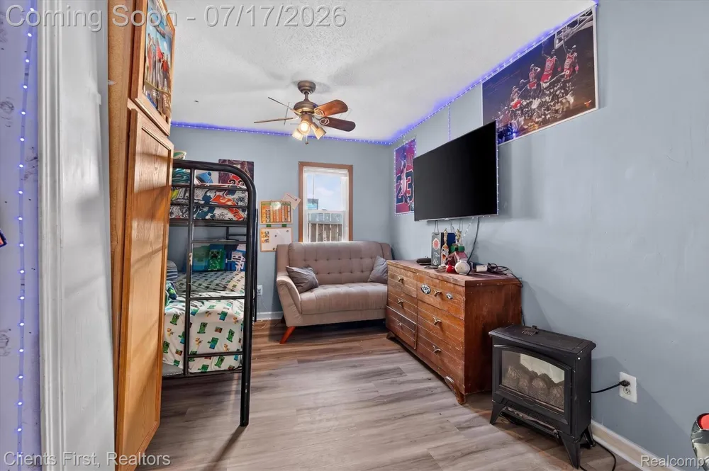 36852 Chase Street Romulus City, MI 48174