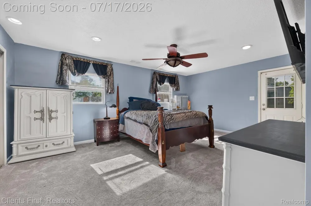 36852 Chase Street Romulus City, MI 48174