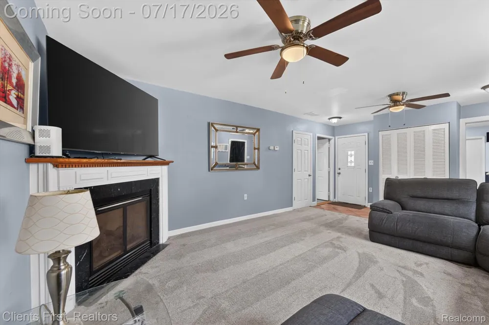 36852 Chase Street Romulus City, MI 48174