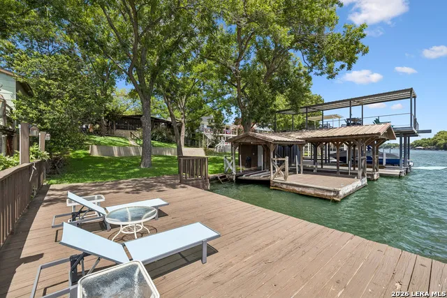 2632 WILLIAMS LAKESHORE Kingsland, TX 78639