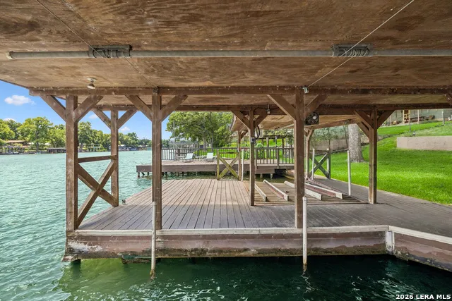 2632 WILLIAMS LAKESHORE Kingsland, TX 78639