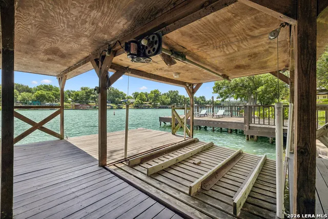 2632 WILLIAMS LAKESHORE Kingsland, TX 78639