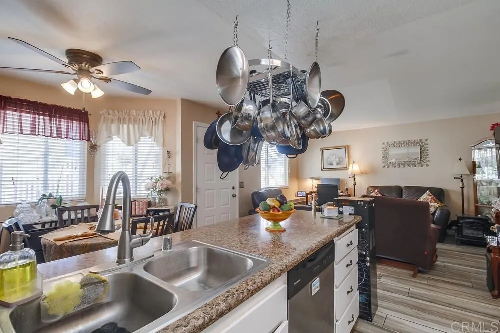 12616 Lakeshore Drive #1 Lakeside, CA 92040
