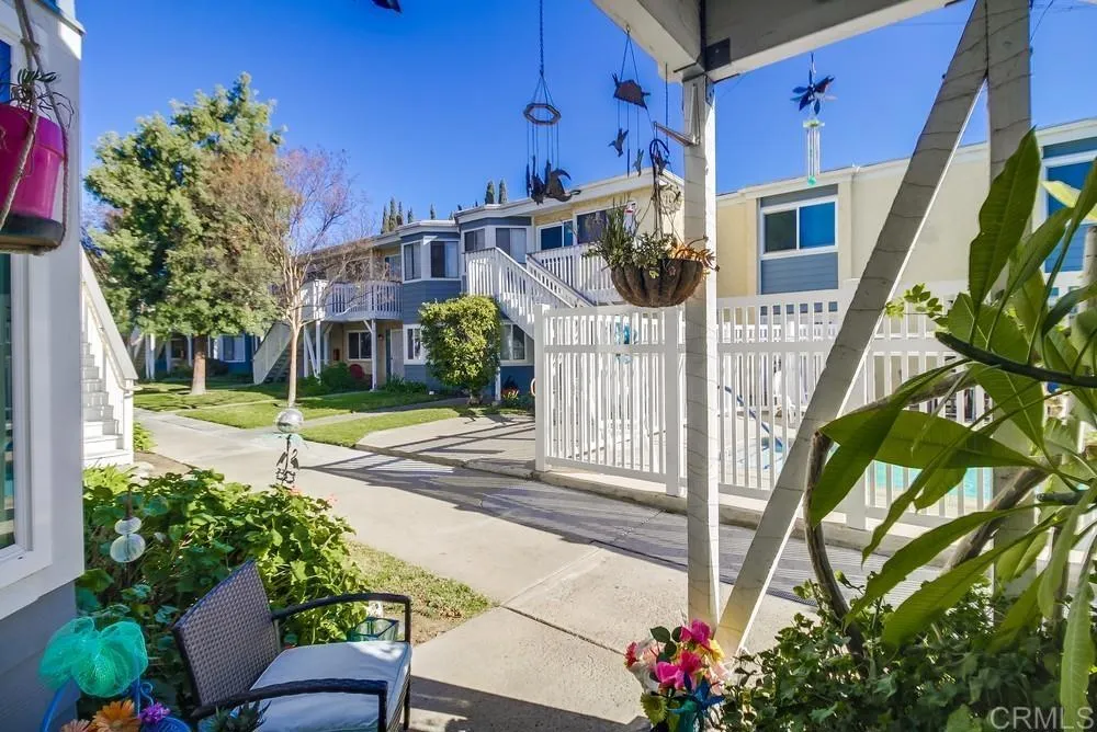 12616 Lakeshore Drive #1 Lakeside, CA 92040