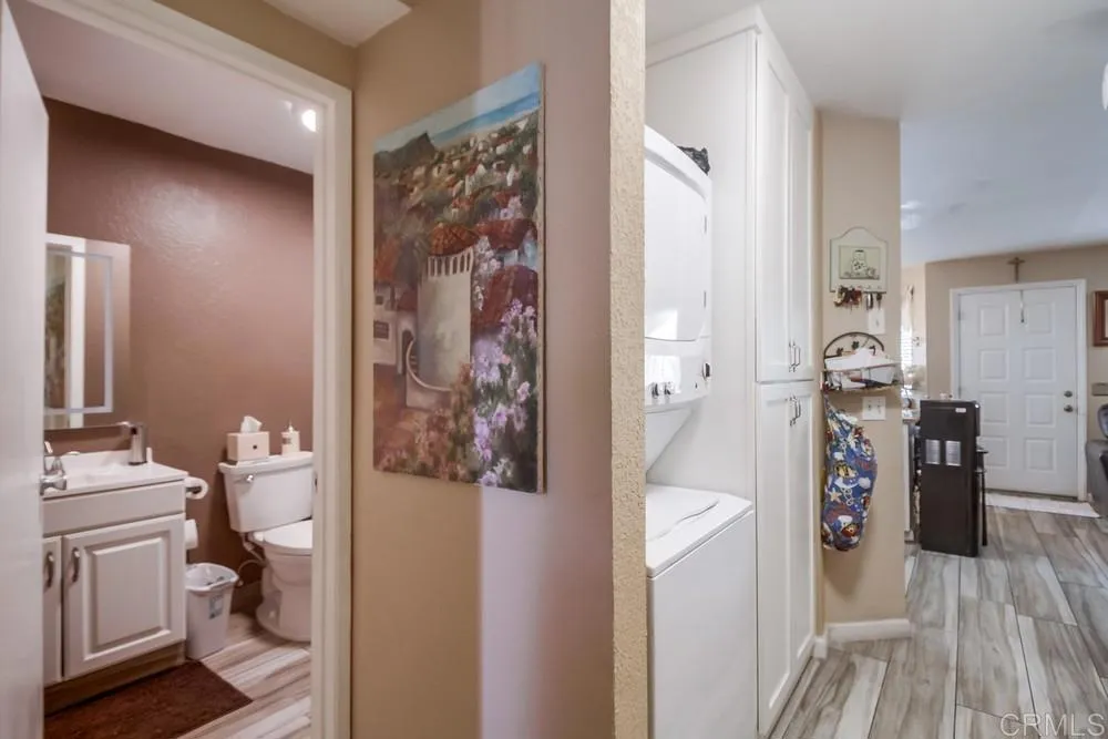 12616 Lakeshore Drive #1 Lakeside, CA 92040