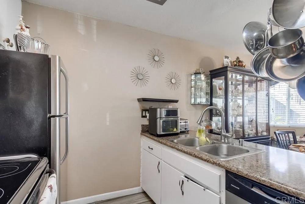 12616 Lakeshore Drive #1 Lakeside, CA 92040