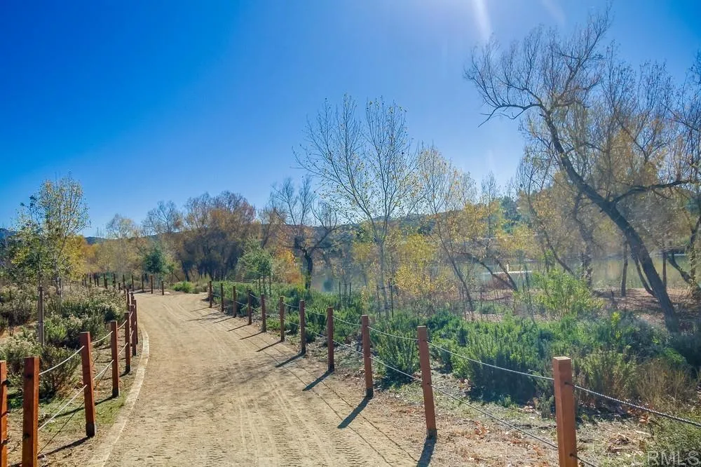 12616 Lakeshore Drive #1 Lakeside, CA 92040