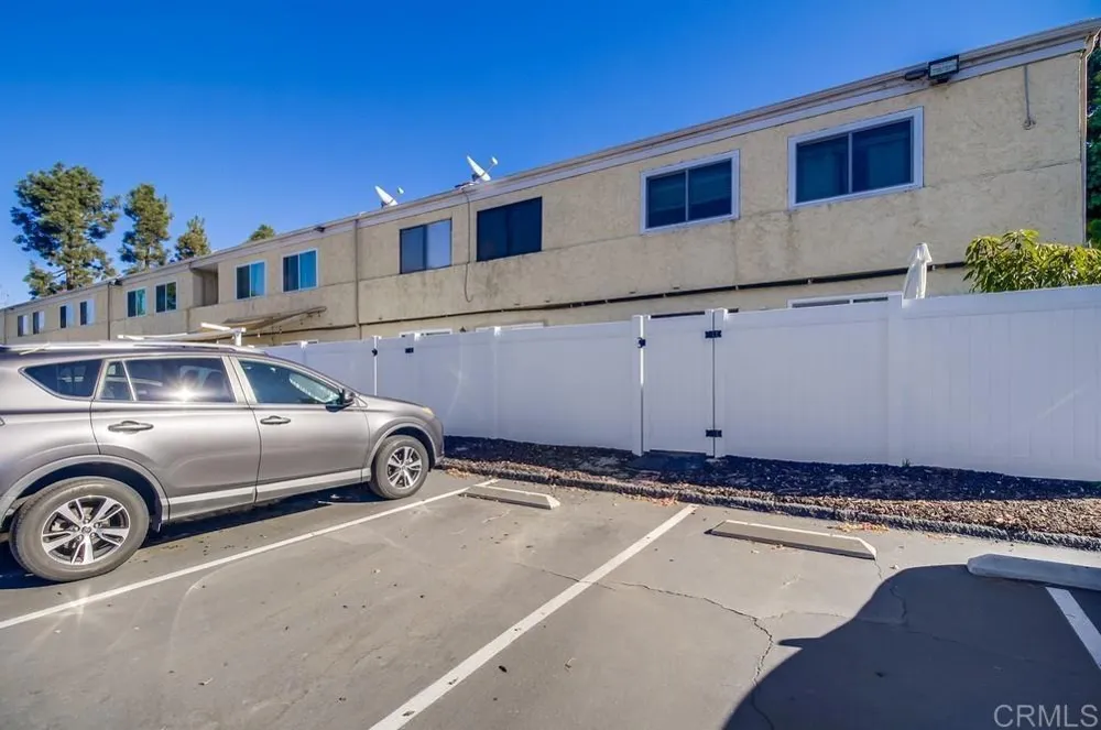 12616 Lakeshore Drive #1 Lakeside, CA 92040