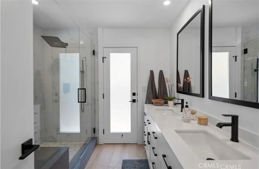 4240 Kingfisher Road Calabasas, CA 91302