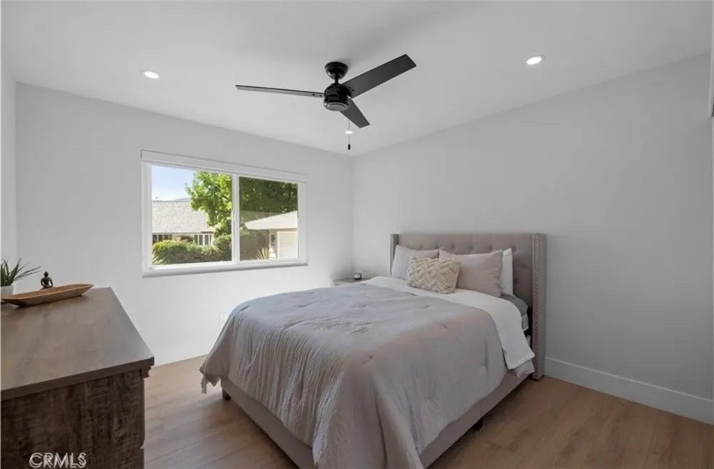 4240 Kingfisher Road Calabasas, CA 91302
